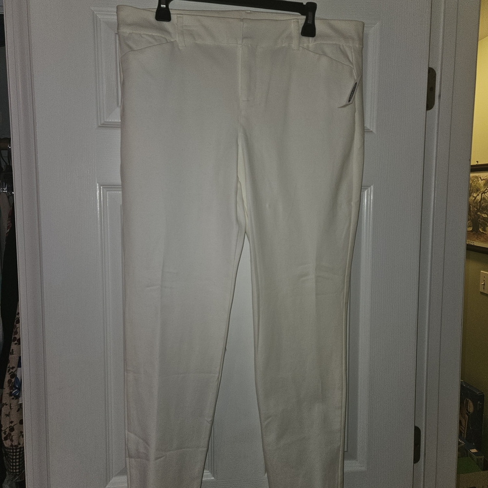 NWT Old Navy Cream Straight Leg Women's Pants